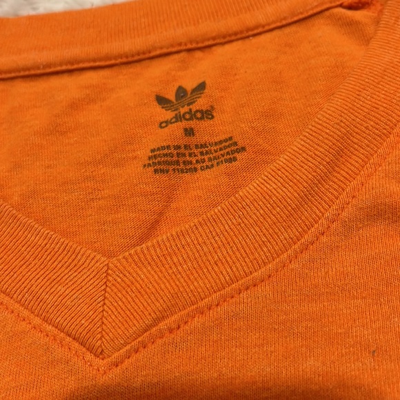 OKC Thunder size M short sleeve adidas tee - Picture 2 of 10